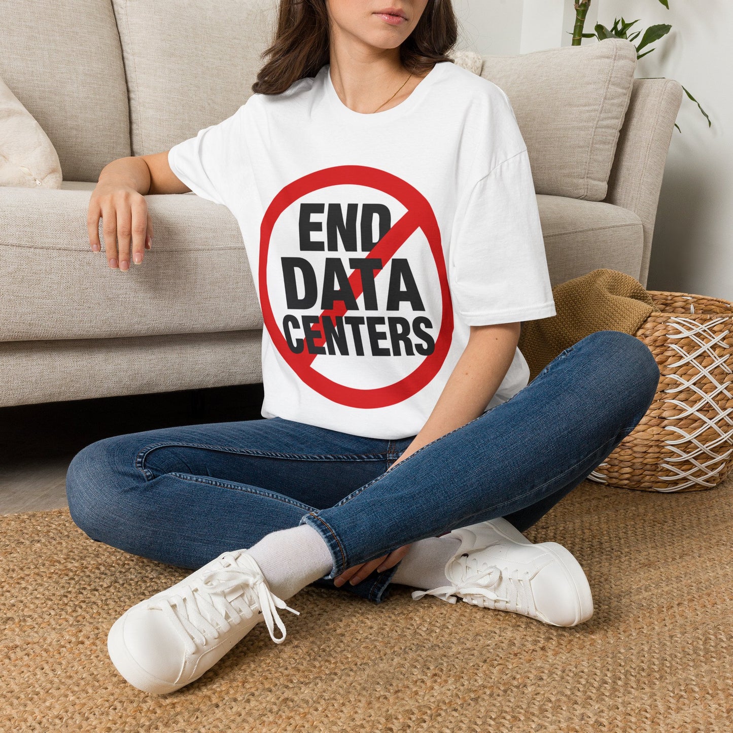 END DATA CENTERS Tee2.1